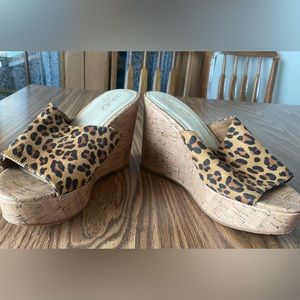 Ariat leopard platform wedge slide sandals size 9.5M women’s
